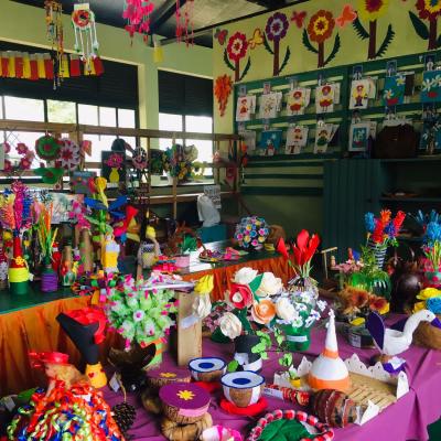 කලා උළෙල වෙනුවෙන් සිසුන් කල නිර්මාණ 